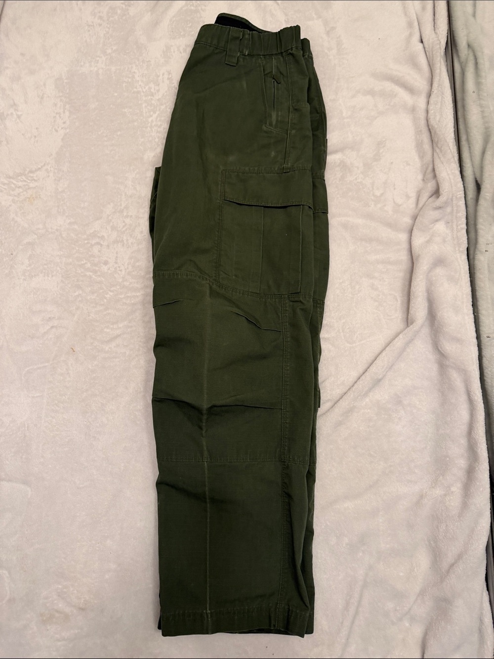 Men's Cargo Pants — Deep Olive Utility Style